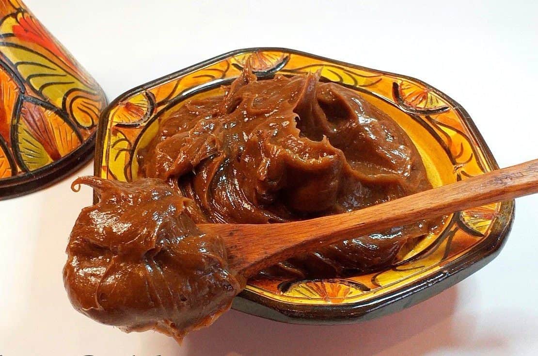 Les 11 incroyable bienfaits du savon noir (Beldi) pour votre peau